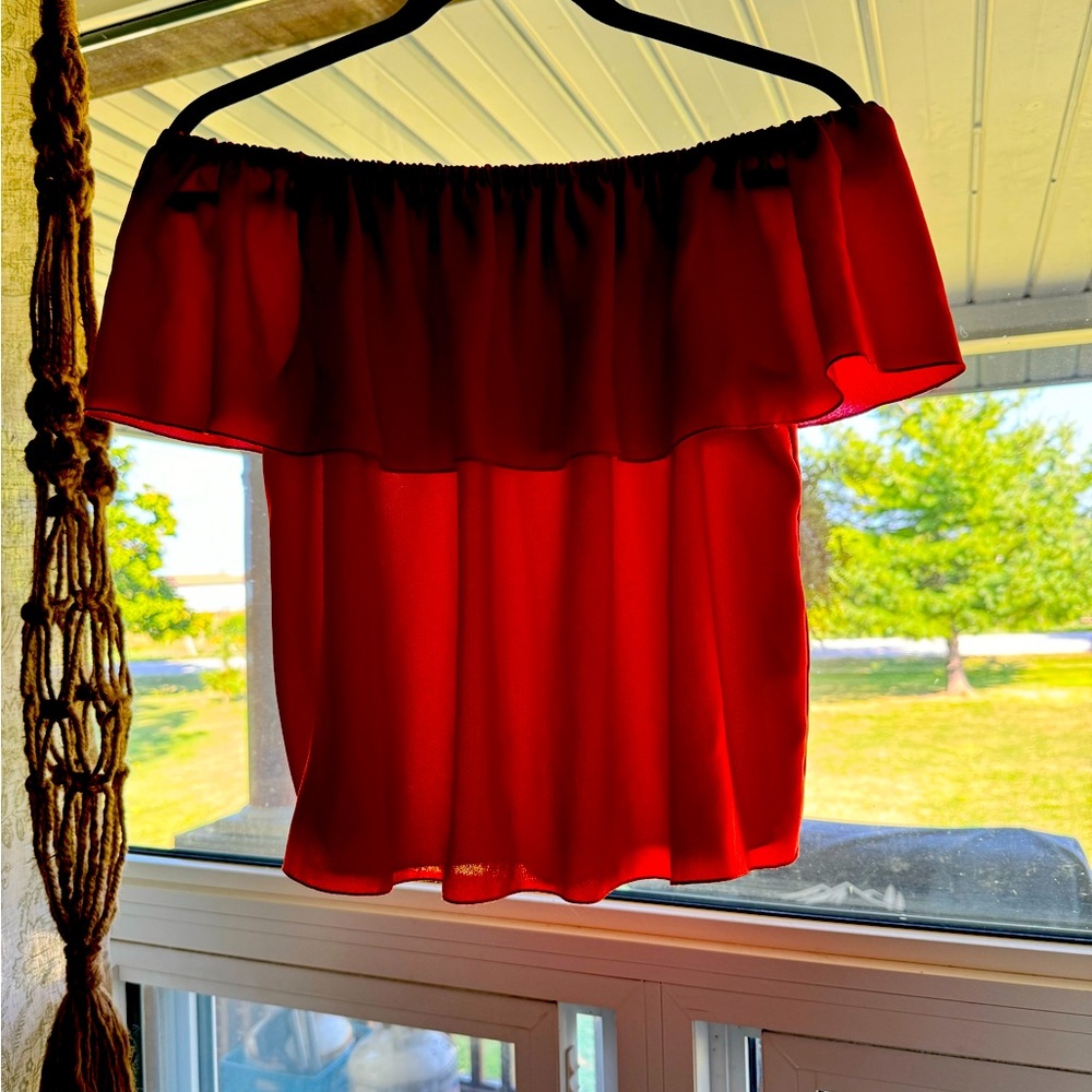 Wilfred red blouse